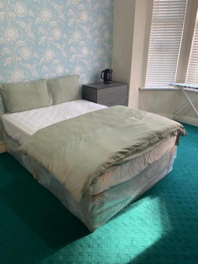 Nice Double room lenton 1